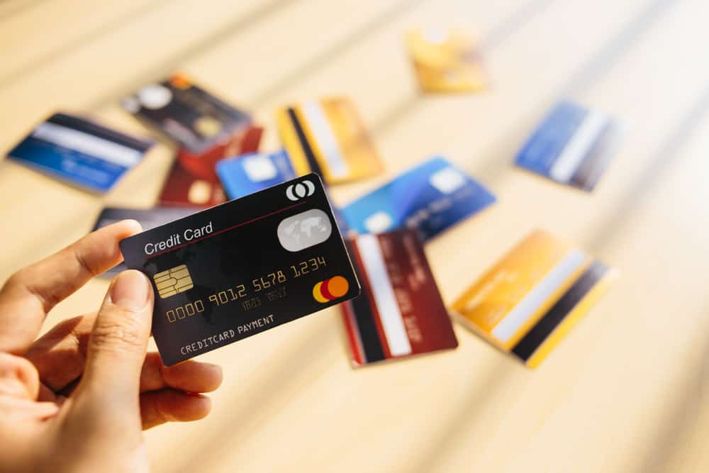 Vad är skillnaden mellan bankkort och kreditkort? u2022 Vad är skillnaden?